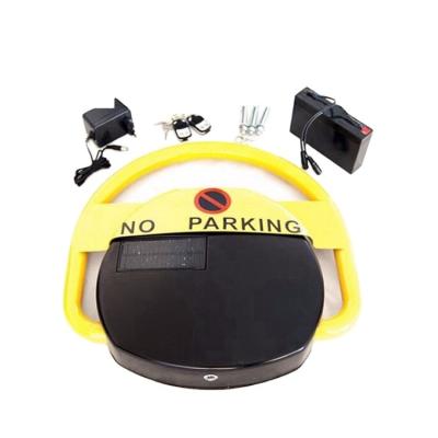 China High Quality Waterproof Car Parking Lock Anti Theft Car Wheel Lock Solar Powered Wheel Clamp 460*495*90(mm) for sale