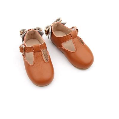 China Cheap Price Anti-slippery Fur Leather Custom Non Slip Stylish Baby Shoes Baby Shoes For Outdoor for sale