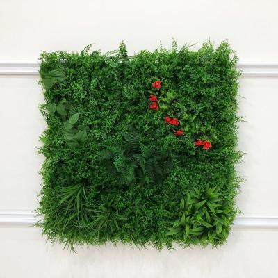 China Indor Decoration Design New Customized Jungle Style Vertical Plants Wall Hanging Plant Artificial Green Grass Wall For Home Decoration for sale