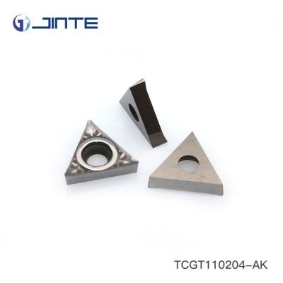 Chine Insertions de carbure de Trigon pour l'aluminium Chipbreaker fortement souple TCGT 110204 à vendre