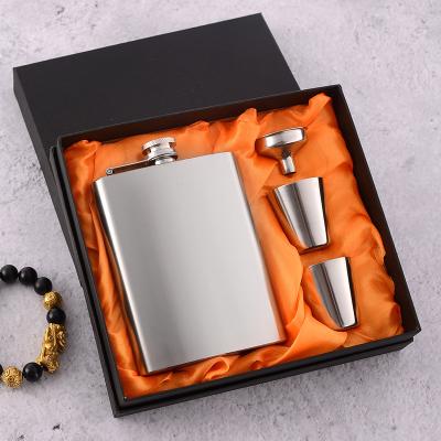 China Art Decor yongkang stainless steel hip flask set silver gift box for sale