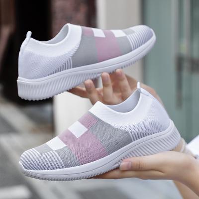 China Fashion Trend Women's Casual Shoes Spring Mesh Sneakers 2021 Woman New Knitted Flat Ladies Slip On Female Footwear Shoes Plus Size 35-43 for sale