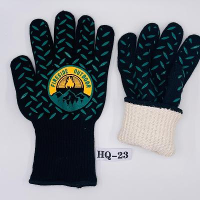 China Printed Heat Resistant Kitchen Christmas Microwave Oven BBQ Grill Gloves for sale