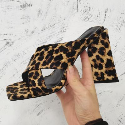 China Fashion Trend New Arrival Leopard Women Block High Heels Slides Sexy Sandals Open Toe Ladies Mules Slippers Summer Girls for sale