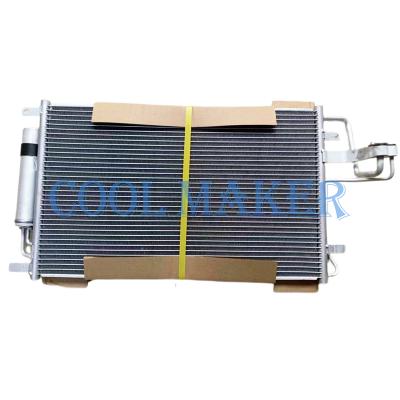 China 97606-2E000 97606-2E100 976062E000 976062E100 3323 Auto For HYUNDAI TUCSON / KIA SPORTAGE AC Condenser 25*20*20CM for sale