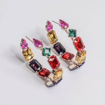 China Bling C Shape Big Jewelry Fashion Design Brand Large Gemstone Stud Earring Wedding Accessories Sparkly Luxury Circle Glass Earrings FASHIONABLE for sale