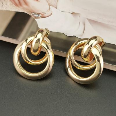 China Fashion Accessories Punk Geometric Korean Gold Plated Chunky Hoop Stud Earrings Women Girls Jewelry for sale