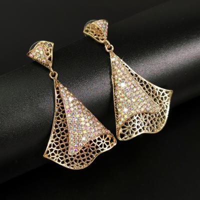 China New Trendy Fashion Statement Geometric Rhinestone Full Crystal Drop Earrings Wedding Cloak Bridal Dangle Earrings For Women for sale