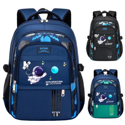 China Waterproof New Schoolbag for Primary School Boys Large Capacity Lightweight Backpack for Grade 1-6 Children for sale