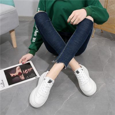 China 2021 fashion trend new arrivals custom woman board sports white wild casual shoes for sale