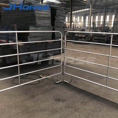 China Easily Assembled Galvanized Steel Painted Customized Mesh Livestock Horse Fence for sale