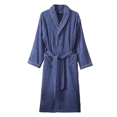 China 2023 New Style Women's Bathrobe 100% Cotton Hotel Bathrobe Hooded Thermal Terry Cloth Robes Women Plain for sale