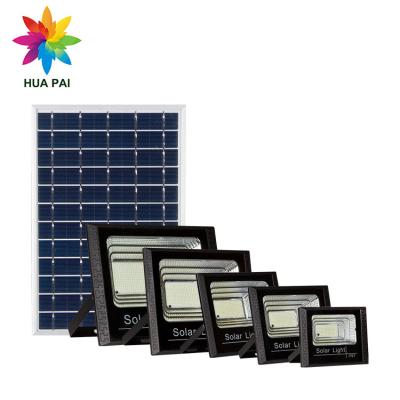 China Factory Direct Plastic 25watt 40watt 60watt 100watt 200watt LED Garden HUAPAI Automatic Portable Solar Flood Light for sale