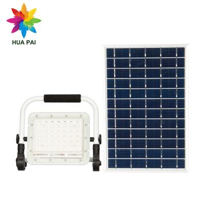 China HUAPAI Billboard Long Life IP65 Floodlight Die Casting Aluminum Stage 60 100 150 200 Watt LED Solar Flood Lamp for sale