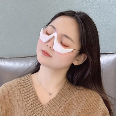 China 3D Eye Vibration LED Red Light Therapy Device for Anti-aging and Eye Care Treatment for sale