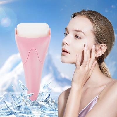 China Ice Roller for Face Salon Skin Cooling For Home Waterproof Gold Beauty Skin Care for sale