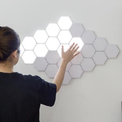 China Diy Hexagon Wall Lamp Quantum Geometry Led String Light Modular Touch Hexagon Creative Assembly RGB Led Night Light For Living Room for sale