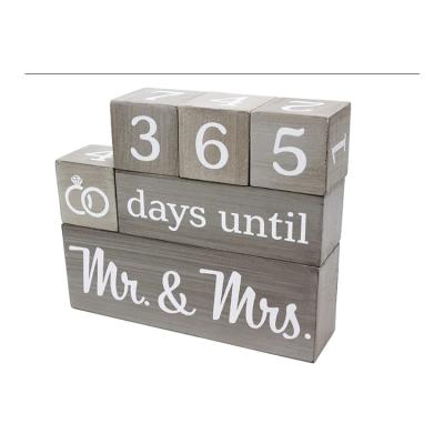 China Creative Durable Permanent Bedroom Office Desk Calendar Retro Style Calendar Table Date Wooden Decor for sale