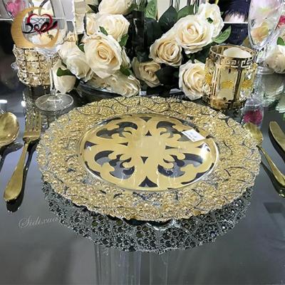 China Romantic& Banquet Decoration Gold Bowl Plates Elegant Wedding Pad for sale