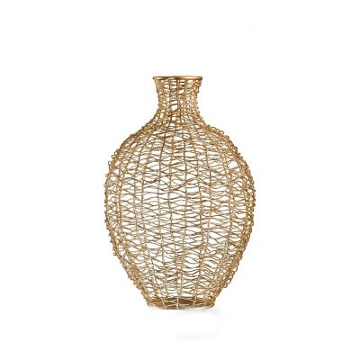 China Mordern Mayco Antique Modern Home Decor Gold Wire Metal A Vase For Flowers for sale