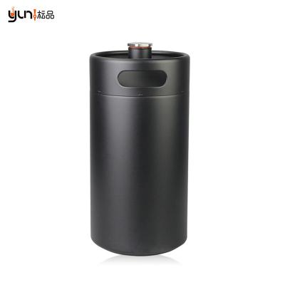 China Hot Selling Food Grade 5l Draft Beer Keg Black Double Wall Insulated Beer Keg for sale