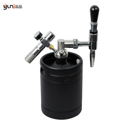 China Viable Barrel Coffee System Mini Cold Brew Iced Coffee Maker Portable CO2 Regulator for sale