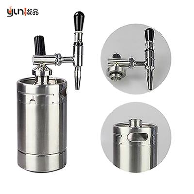 China Viable High Quality Mini Coffee Maker Custom Personal Use Battery Operated for sale