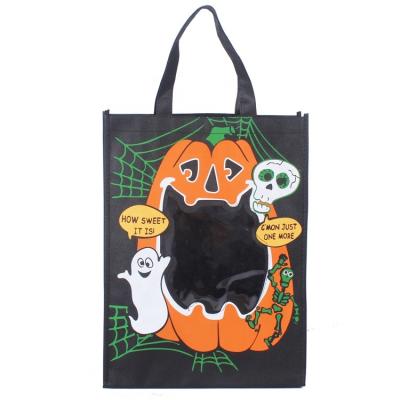 China Eco-friendly Promotional Non Woven PP Shopping Bag Trick Treat Treat Gift Candy Halloween Gifts PP Shopping Bags With Handles for sale