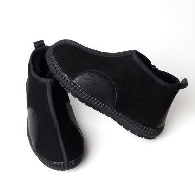 China Anti-slippery women's wool shoes are light in winter for sale