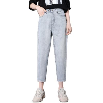 China New 2021 new fashion loose jeans women's breathable denim friend's straight loose high-waisted slim student white radish for sale