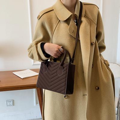 China Accept 2021 Autumn New Fashion Single Lingge Portable Messenger Bag Women's Bag for sale