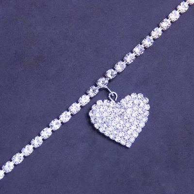 China Hot-selling anklet romantic love rhinestone full of European and American diamonds personality heart anklet chain pendant pendant anklet for sale