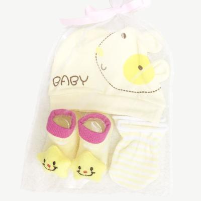 China 2017 Most Breathable Beautiful And Colorful Popular Newborn Baby Gifts Set M01-1 for sale