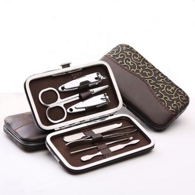 China Professional Mini Size J931 7 Pieces Stainless Mini Custom Logo Manicure Box Manicure Travel Gift Set Nail Clippers and Pedicure Set for sale