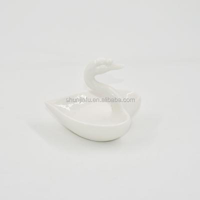 China Eco-friendly White Swan Carve Trinket Tray Ring Ceramic Jewelry Dish For Wholesale for sale