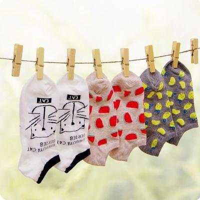 China Wholesale Traditional Bamboo Sock Hanger Estick Hanger Household Cloth Waterproof Strong Washing Windproof Clip Or Peg Great For Dry Cloth for sale