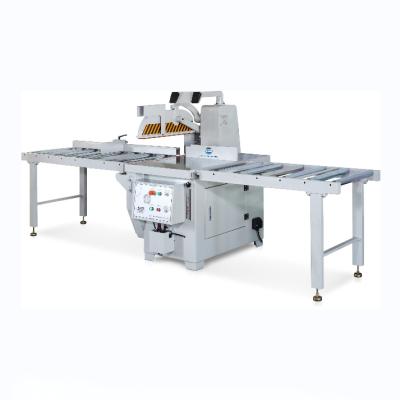 China Horizontal Pneumatic High Speed ​​Woodworking Machine Construction Wood Panel Board Wood Carving Saw Machine for sale