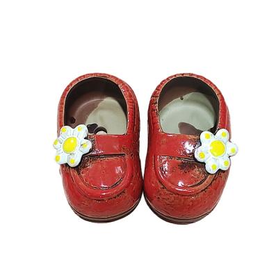 China Modern Korean stereoscopic plant pot ceramic fleshy cartoon small cute pinch shoes form small flowerpot for sale