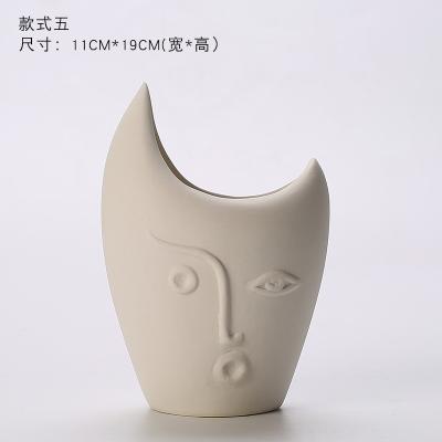 China Central Institute of Statistics Nordic Southwest Creative Simple Ceramic Vase Dry Flower Art Face Flower Living Room Home Decoration Soft for sale