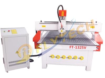 China La máquina de madera 1325 del CNC del router del CNC de la obra clásica con la tabla del vacío y la T-ranura presentan juntas en venta