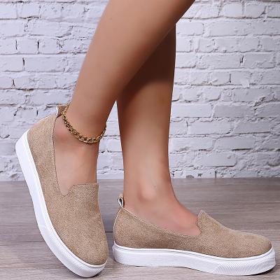 China Fashion Trend 2021 Autumn Casual Flat Loafers Round Toe Trifle Suede Women's Slip-on Shoes for sale