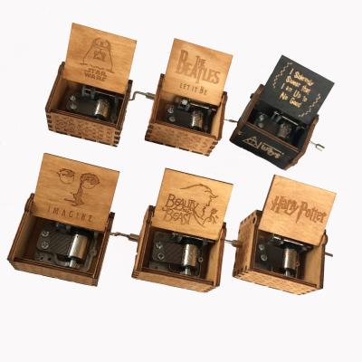 China OEM Factory Custom Melody Hand Crank Wooden Small Music Box for sale