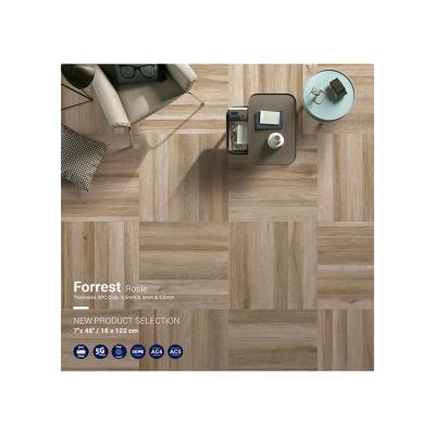 China Digital Printing Wholesale 4.5/5/5.5mm Luxury Wood Core Beige Rigid SPC Flooring Panel With UV Coating And Click System for sale