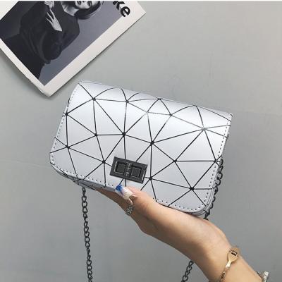 China 2021 Fashion Trendy Shoulder Bags Chain Slit Wild Printing Cross - Body Bag Messenger Bag Handbag For Female for sale