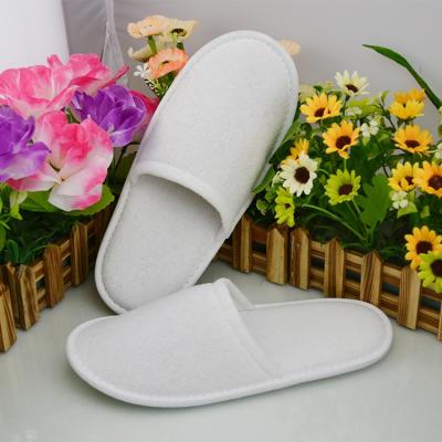 China 100% Cloth Toed or Toed Open Cotton Terry Slippers For Hotel SPA Slippers White Bathroom Travel Disposable Shoe for sale