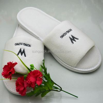 China Disposable Velvet Hotel Slippers Disposable With White Brand W Hong Kong SPA Travel Slippers for sale