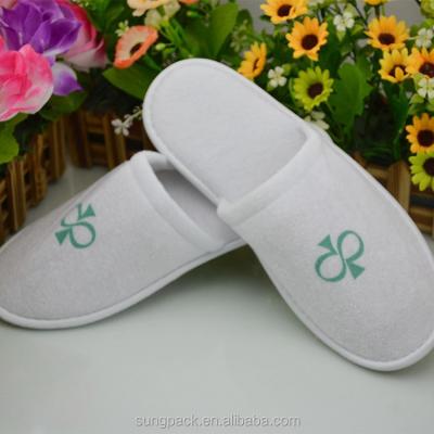 China Eco-friendly EVA Sole Close Toe Terry Towel Hotel Slippers For SPA Indoor Bedroom Disposable Slippers for sale