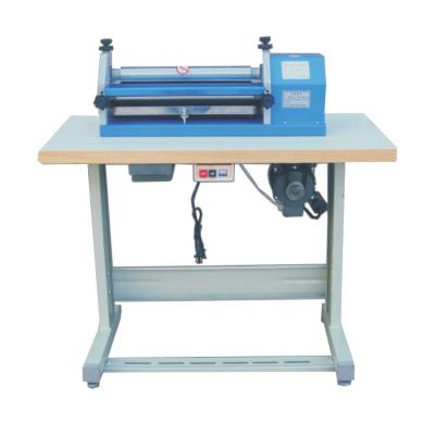 China Bags And Suitcases Low Speed ​​White Shoe Regulating Latex Gluing Machine for sale