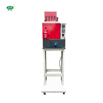 China MG-882 Pneumatic Melt Double Head Hot Glue Machine Packing Shoe Glue Spraying Spray Machine for sale