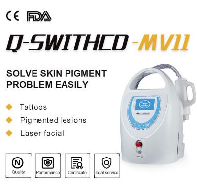 China 400mj Q comutou a máquina da remoção da tatuagem do laser do Nd Yag para a remoção do pigmento da acne/Freckle/ à venda